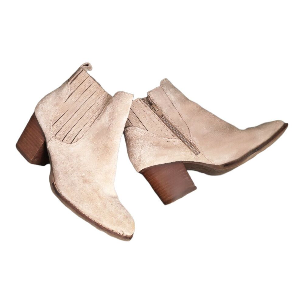Crown Vintage Cindy ankle bootie women's 7.5 western oatmeal suede Leather Zip